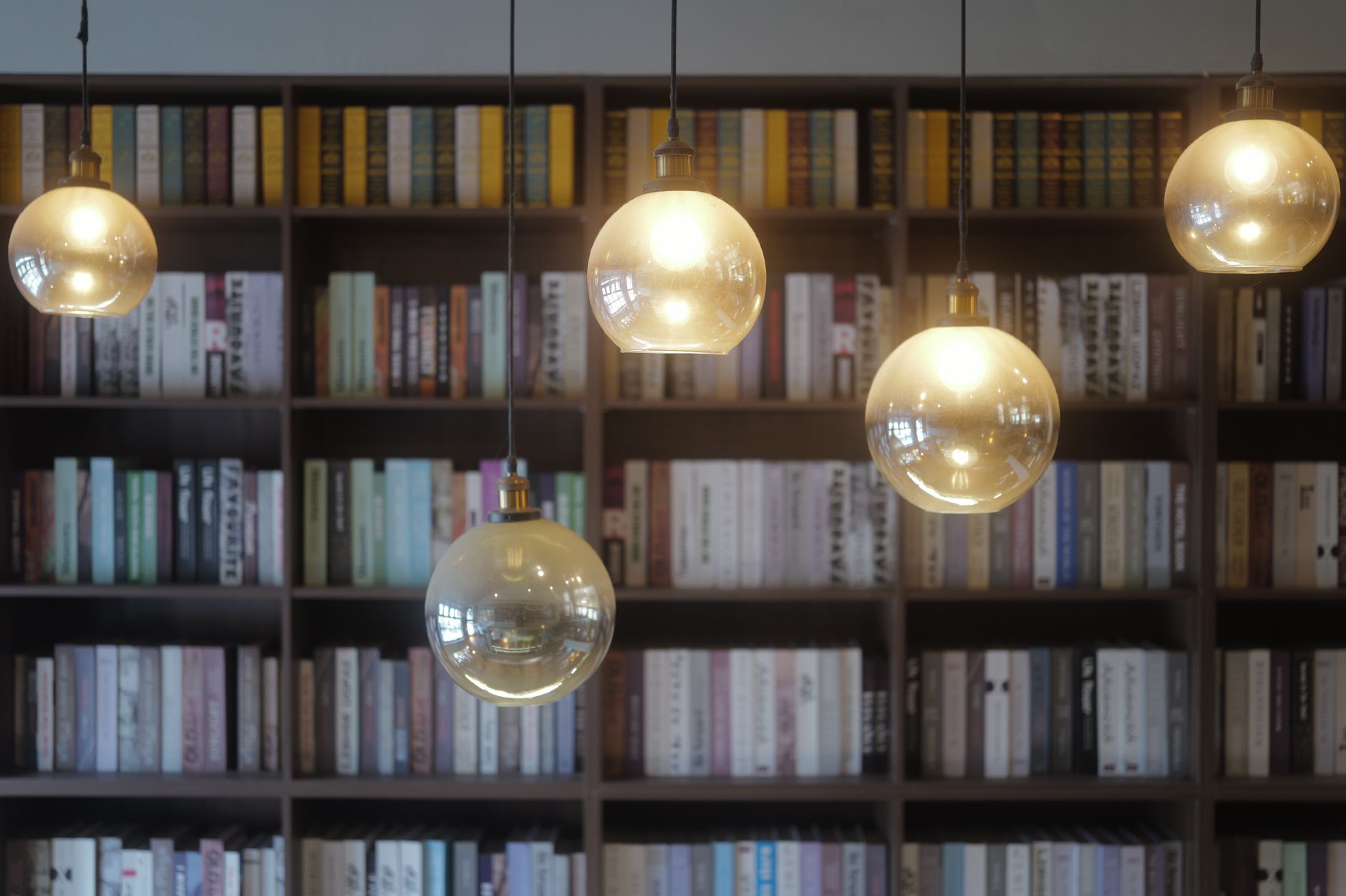 How to Automate Lighting with Smart Bulbs: Setup & Savings Guide