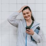 Smart Water Bottles for Travelers: Hydration Reminders & UV Purification
