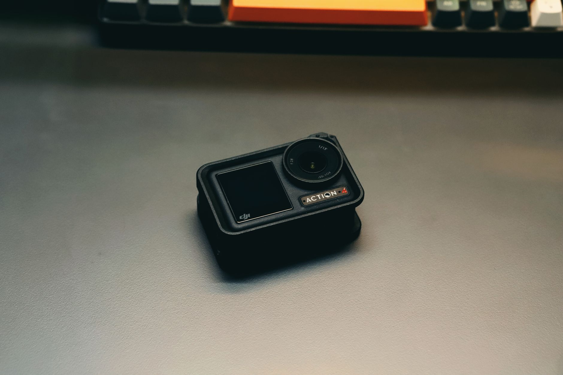 How to Use Smart Cameras for Travel Vlogging & Adventure Shots