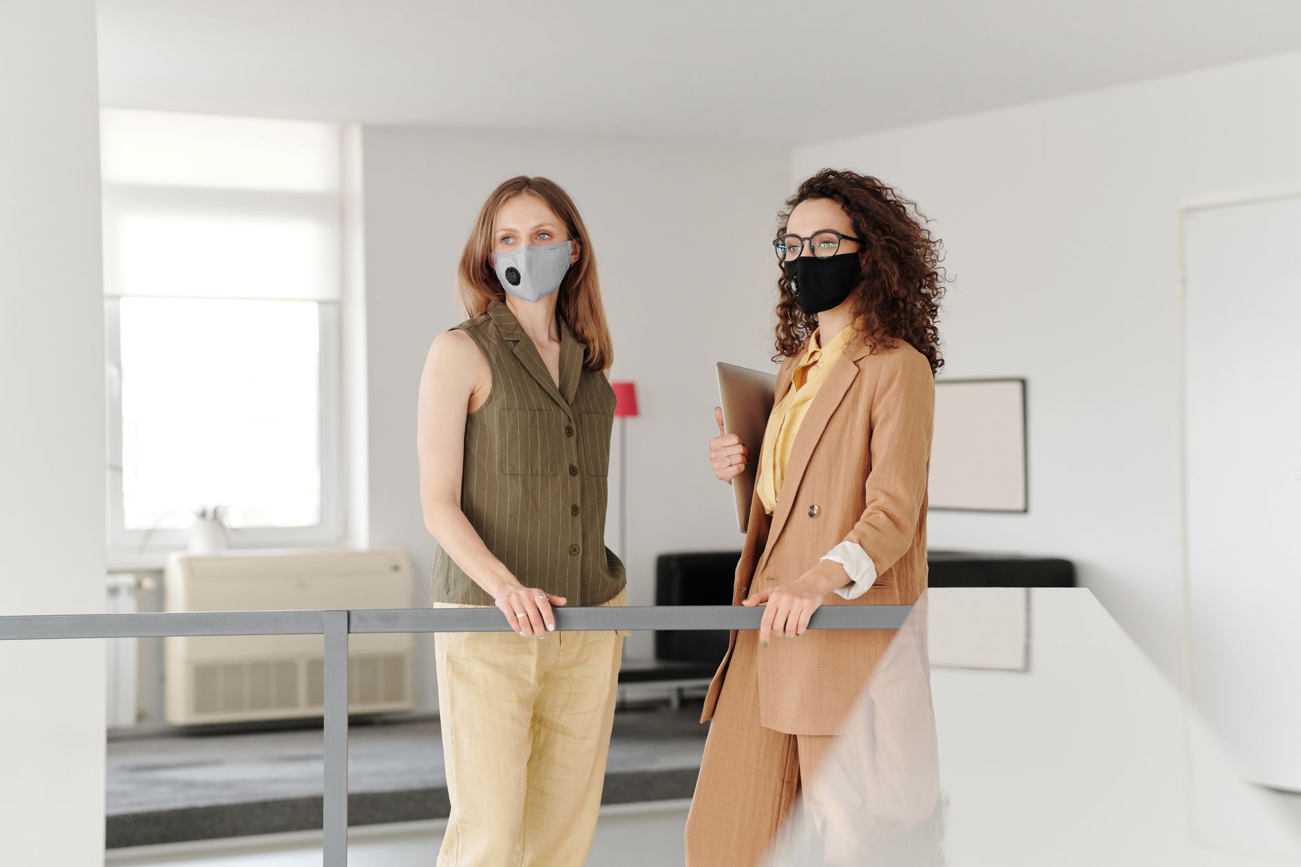 Wearable Air Purifiers: Do They Really Work? Expert Analysis